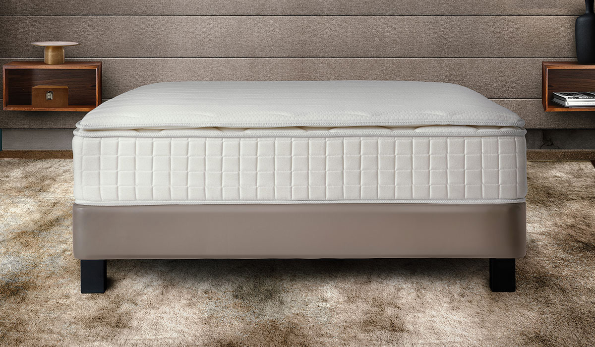 Novotel mattress - integrated topper 3