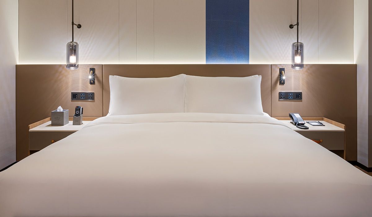 Ensemble oreillers et couette d'hôtel