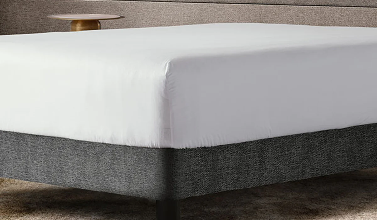 Hotel fitted sheet 3